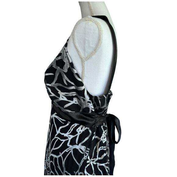 Lane Bryant - Elegant Black and White Floral Dress, Size18, NWT - Picture 5 of 12